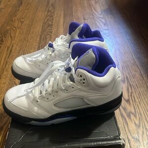 Air Jordan 5 grade school